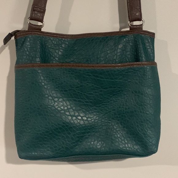 Faux leather cross body - Picture 5 of 8